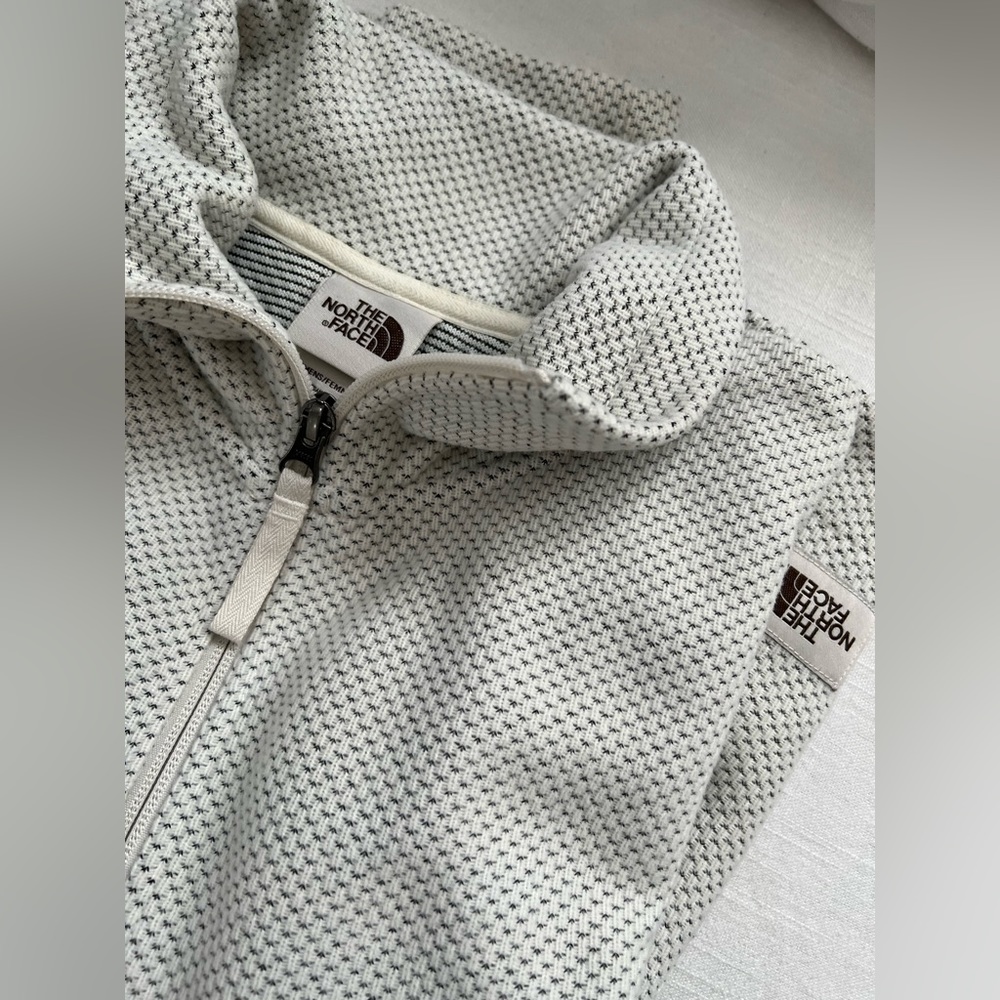 Waffle knit north face zip up